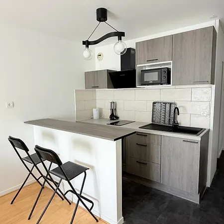 Brendy Centre Proche Apartment *